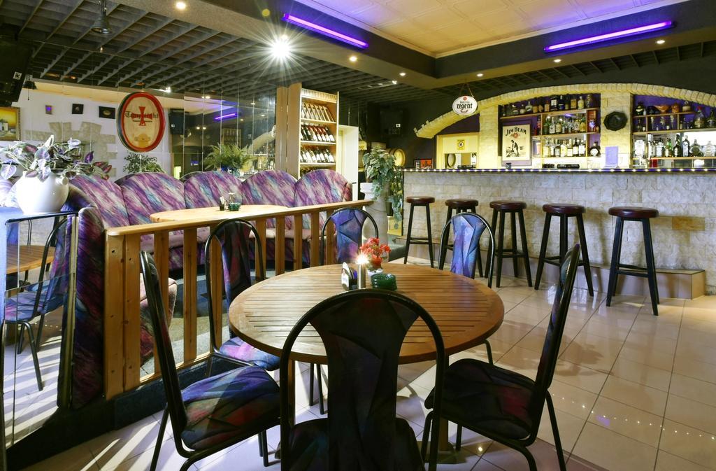 Hotel Kovarna Decin Luaran gambar