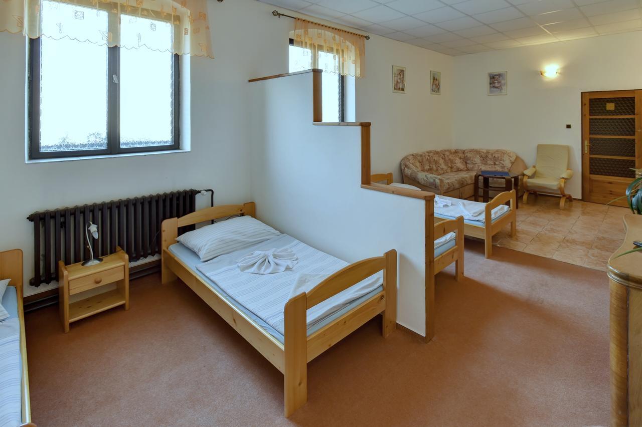 Hotel Kovarna Decin Luaran gambar